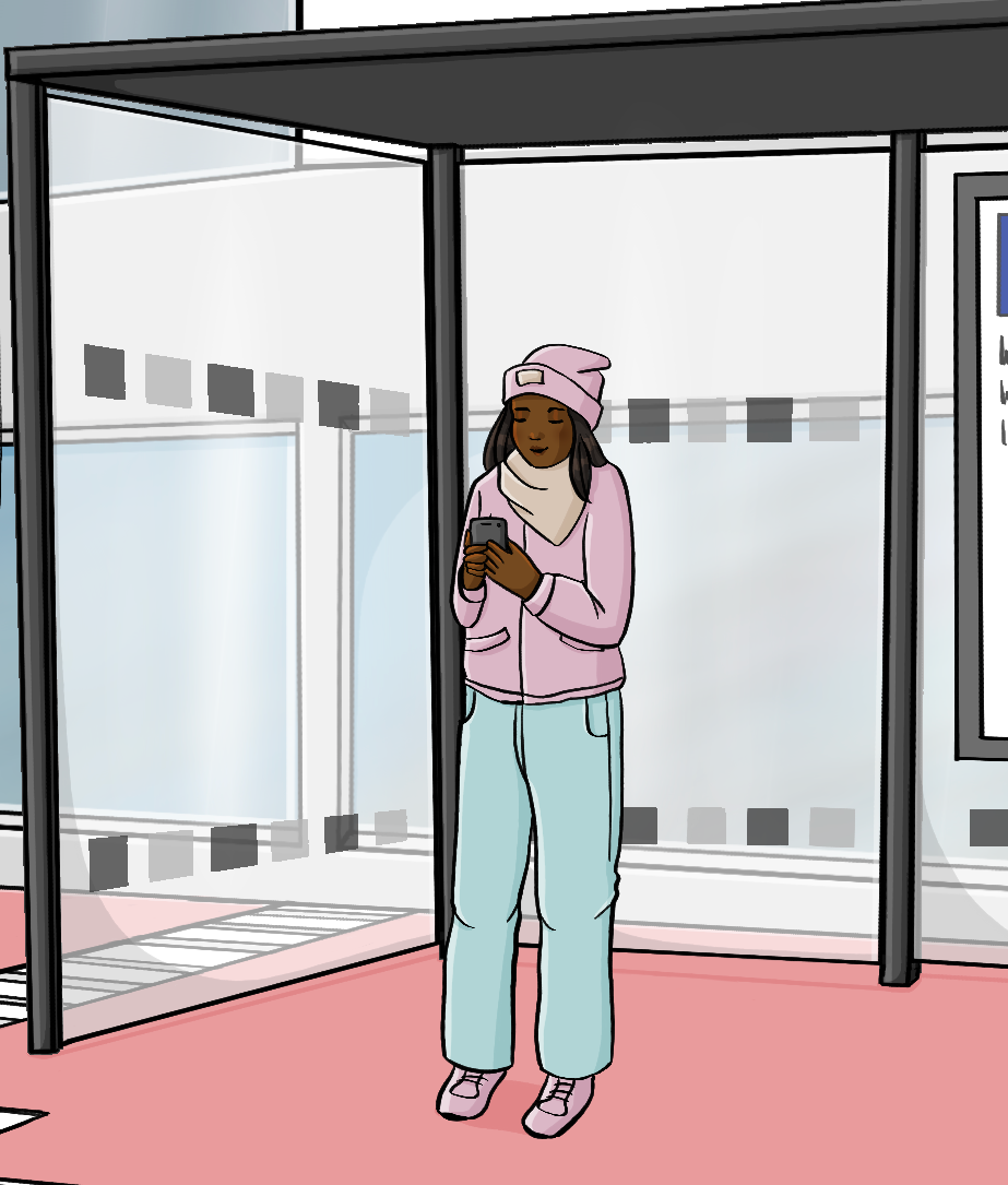 Eine junge Frau mit Smartphone steht an einem Haltestellenhäuschen. An den Glasscheiben des Häuschens sind kontrastreiche Markierungsstreifen angebracht.