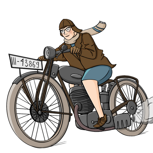 Eine Frau mit einer Motorradkappe fährt auf einem Motorrad. Das Modell ist aus den 40er Jahren.