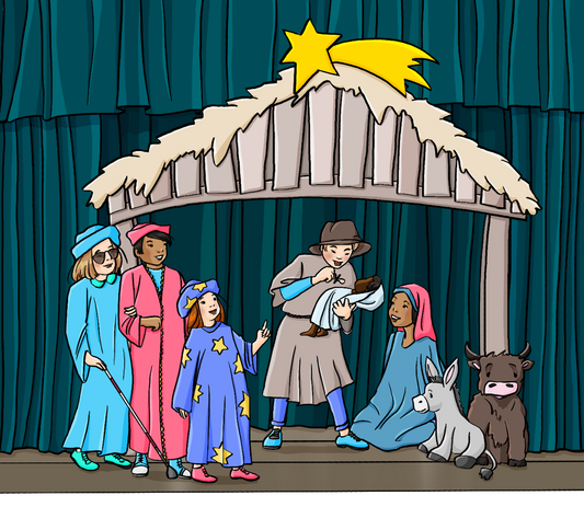 Auf einer Bühne mit dunkelgrünem Vorhang steht eine Holzhütte mit Stern auf dem Dach. Darunter sind verkleidete Kinder: Ein Junge mit einer Babypuppe auf dem Arm, ein knieendes Mädchen und drei Kinder in langen Gewändern. Neben der Hütte stehen Ein Plüsch-Esel und ein Plüsch-Ochse.