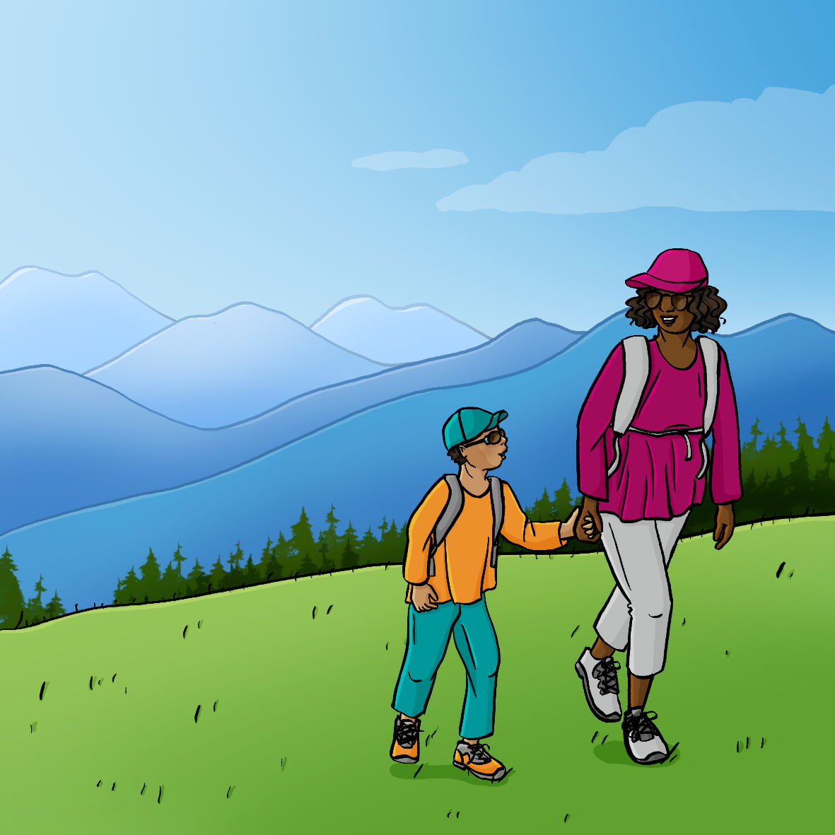 Eine Frau und ein Junge in Wanderkleidung gehen über eine Wiese. Beide tragen Rucksäcke und Sonnenhüte. Im Hintergrund sind Berge.