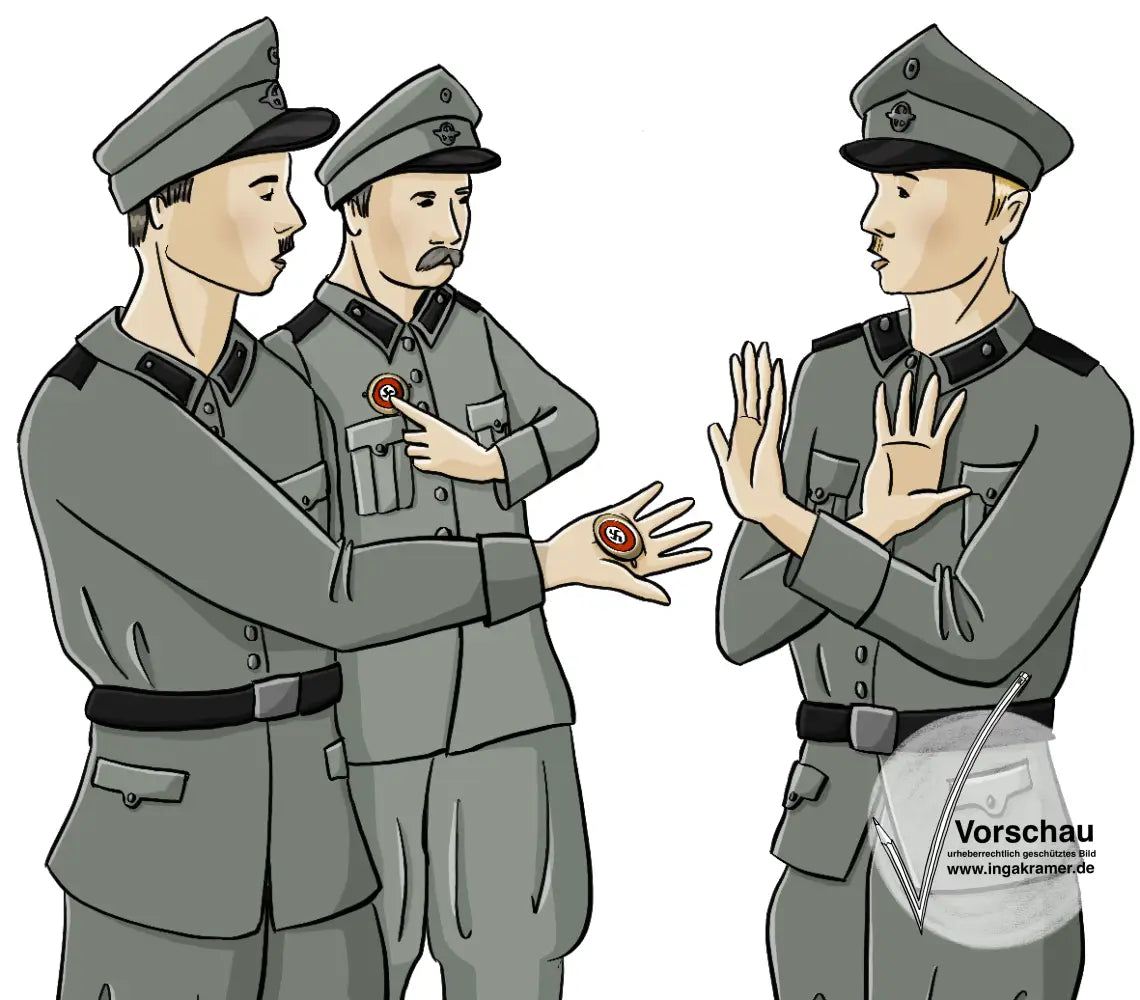 Zwei Polizisten in Uniformen aus der NS-Zeit stehen einem dritten Polizisten gegenüber. Ein Polizist zeigt auf ein Abzeichen an seiner Brust, der zweite Polizist hält ein Abzeichen auf seiner offenen Hand. Der dritte Polizist kreuzt abwehrend die Hände. 