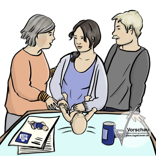 Eine Frau und ihr Mann wickeln ihr Baby. Eine Beraterin steht daneben und erklärt etwas. Auf dem Wickeltisch liegen das Baby, eine Creme-Dose und Info-Hefte. 