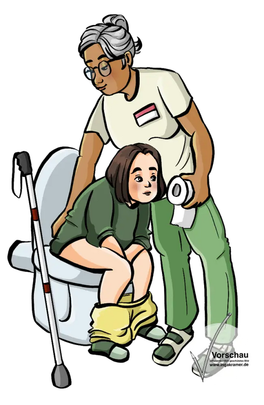 Ein Mädchen sitzt auf einer Toilette, neben ihr steht ein Blindenstock. Eine Frau mit einer Rolle Klopapier in der Hand wischt sie ab.