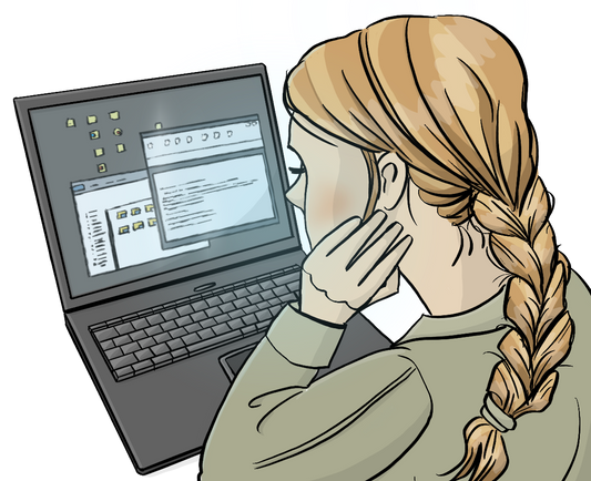 Eine Frau sitzt an einem Laptop. Auf dem Bildschirm sind mehrere Fenster geöffnet.