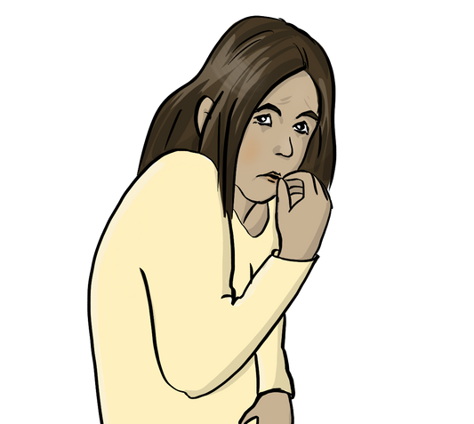 Eine Frau. Sie hat die Schultern hochgezogen und schaut ängstlich. Sie hält eine Hand an den Mund.